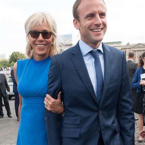 emmanuel macron et brigitte mariage|Emmanuel Macron et Brigitte Trogneux : des images de leur。